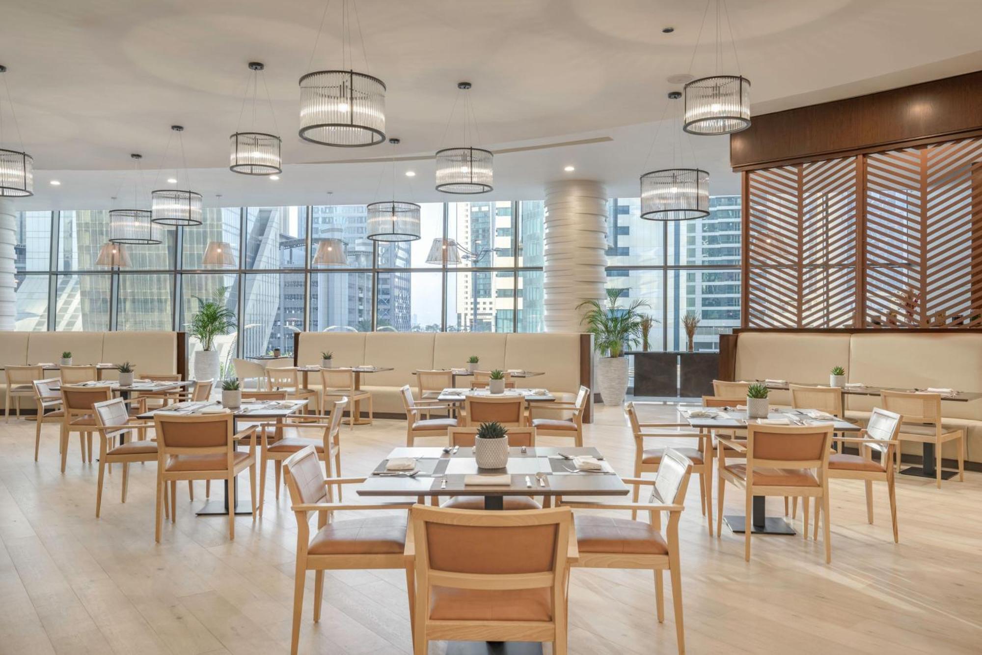 Le Meridien City Center Доха Екстер'єр фото